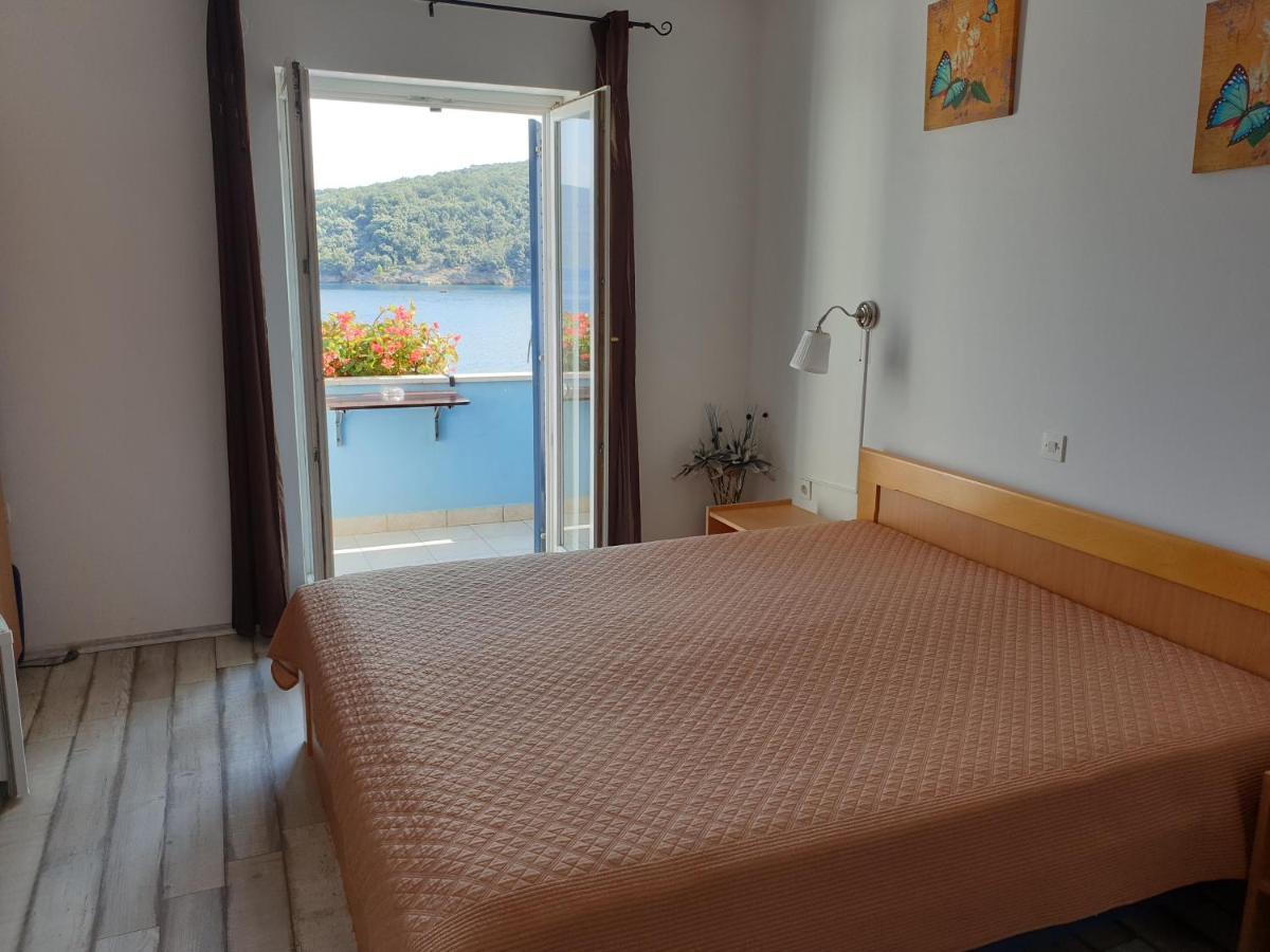 Sobe Mamalu Bed & Breakfast Valun Exterior photo